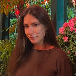 Фотография репетитора Захарова Анфиса Андреевна