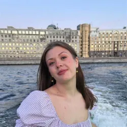 Фотография репетитора Божик Полина Евгеньевна