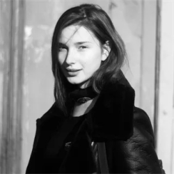 Фотография репетитора Артемьева Анастасия Александровна