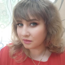 Фотография репетитора Летовальцева Юлия Олеговна