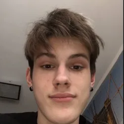 Фотография репетитора Горащенко Артем Сергеевич