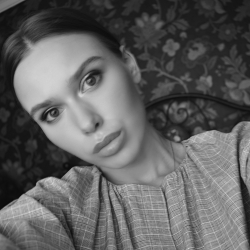 Фотография репетитора Никонова Ангелина Николаевна