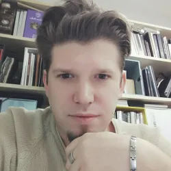 Фотография репетитора Угроватов Валентин Олегович