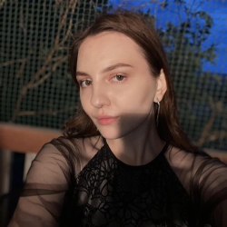 Фотография репетитора Суханова Валерия Олеговна