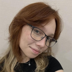 Фотография репетитора Петрова Александра Александровна