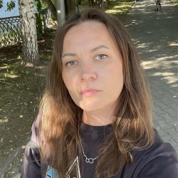 Фотография репетитора Зверева Юлия Сергеевна