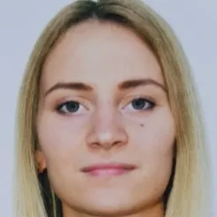 Захарова Яна Юрьевна