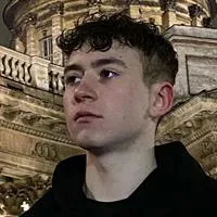 Фотография репетитора Лапшинов Максим Евгеньевич