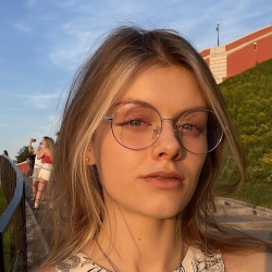 Фотография репетитора Ганюхина Валерия Олеговна