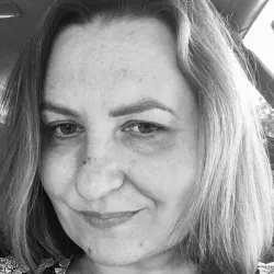 Фотография репетитора Жаркова Юлия Сергеевна