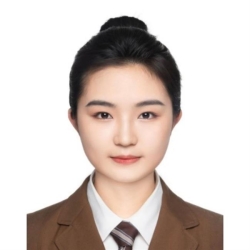 Фотография репетитора Чжан Мэйни 