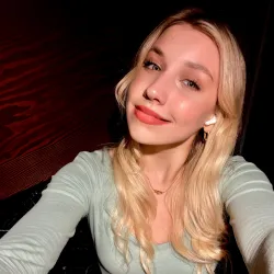 Фотография репетитора Куделич Варвара Макаровна