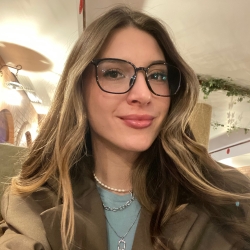 Фотография репетитора Хуснутдинова Юлия Васильевна