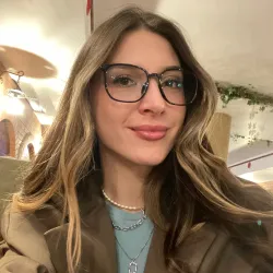 Фотография репетитора Хуснутдинова Юлия Васильевна