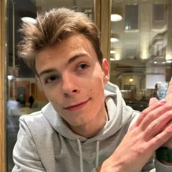 Фотография репетитора Зюков Антон Сергеевич