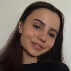 Фотография репетитора Новоселова Полина Дмитриевна