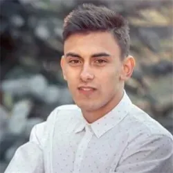 Фотография репетитора Пономарев Артем Алексеевич