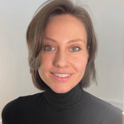 Фотография репетитора Тарасова Ирина Игоревна