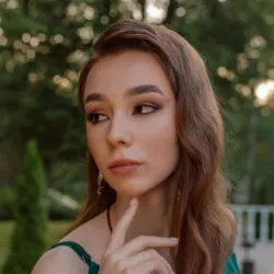 Фотография репетитора Шелепова Вероника Сергеевна