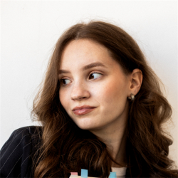 Фотография репетитора Яценко Элина Алексеевна