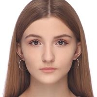 Фотография репетитора Коноводова Алиса Николаевна