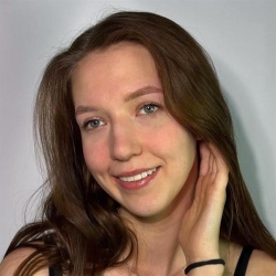 Фотография репетитора Шутова Александра Михайловна