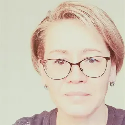 Фотография репетитора Жукова Елена Эдуардовна