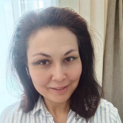 Фотография репетитора Амренова-Эпова Юлия Николаевна