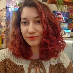 Фотография репетитора Саакян Виктория Вагановна