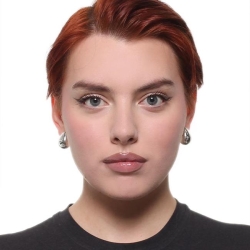 Фотография репетитора Александрова Екатерина Максимовна