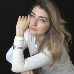 Фотография репетитора Зайнуллина Диана Ильдаровна