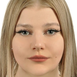 Фотография репетитора Волкова Валерия Романовна