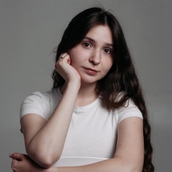 Фотография репетитора Целовальник Евгения Александровна