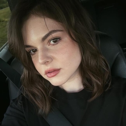 Фотография репетитора Шмелева Анастасия Сергеевна