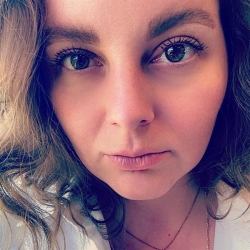 Фотография репетитора Попова Кристина Александровна