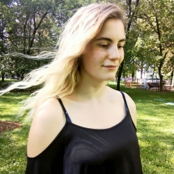 Фотография репетитора Попова Анна Александровна