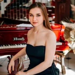 Фотография репетитора Наривончик Алеся Александровна