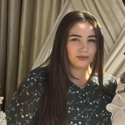 Фотография репетитора Бегларян Алина Заурбековна