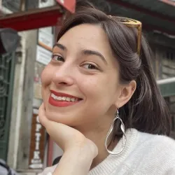 Фотография репетитора Хуродзе Нина Роландовна