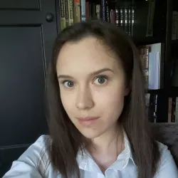 Фотография репетитора Петрова Александра Ивановна