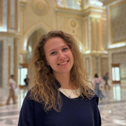 Фотография репетитора Петрова Анна Валерьевна