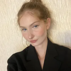 Фотография репетитора Свешникова Антонина Сергеевна