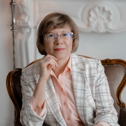 Фотография репетитора Хмелева Людмила Владимировна