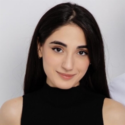 Фотография репетитора Аванесян Алина Эдуардовна