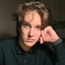 Фотография репетитора Ванюшин Артем Сергеевич