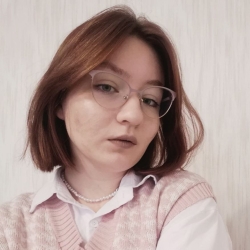 Фотография репетитора Пулова Полина Сергеевна