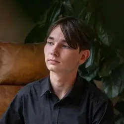 Фотография репетитора Комендантов Георгий Александрович