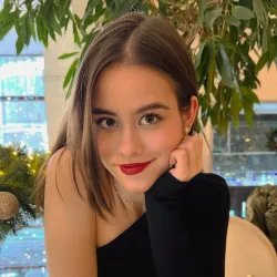 Фотография репетитора Петшик Марина Николаевна