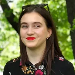 Фотография репетитора Олейникова Полина Дмитриевна