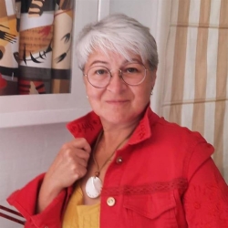 Фотография репетитора Папян Вера Генриховна